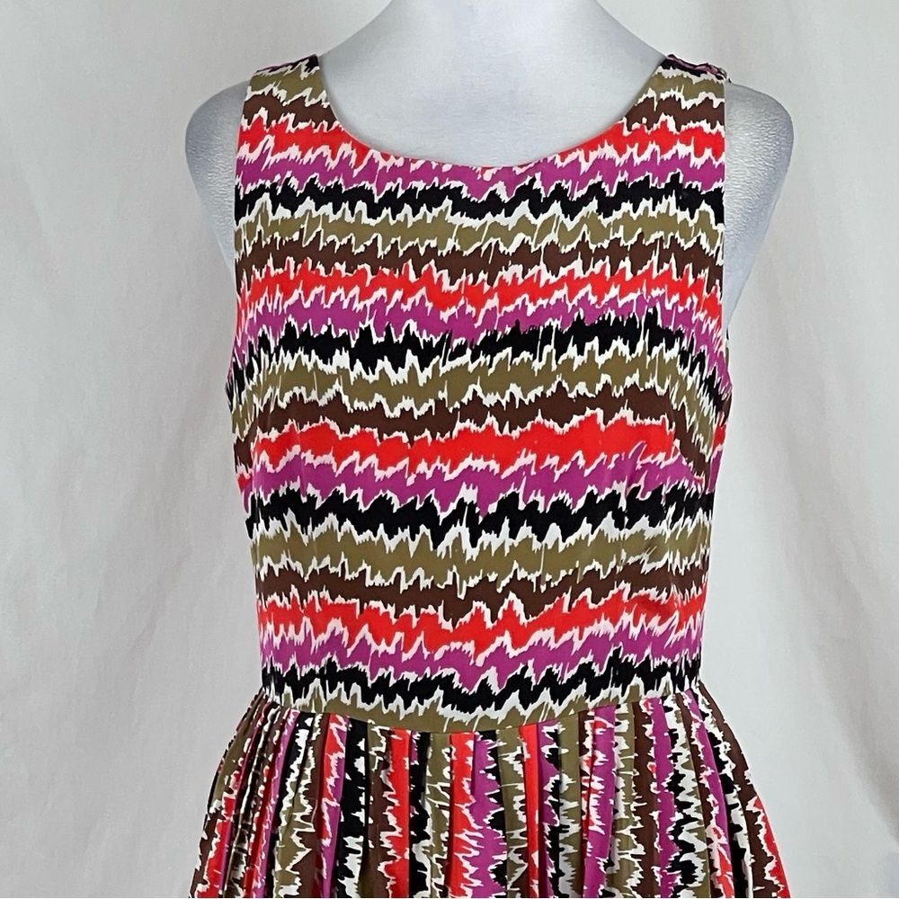 Trina Turk Pink Orange Pure Silk Sleeveless EuroGirl Feminine Dress NWOT Size 8 - Picture 3 of 13